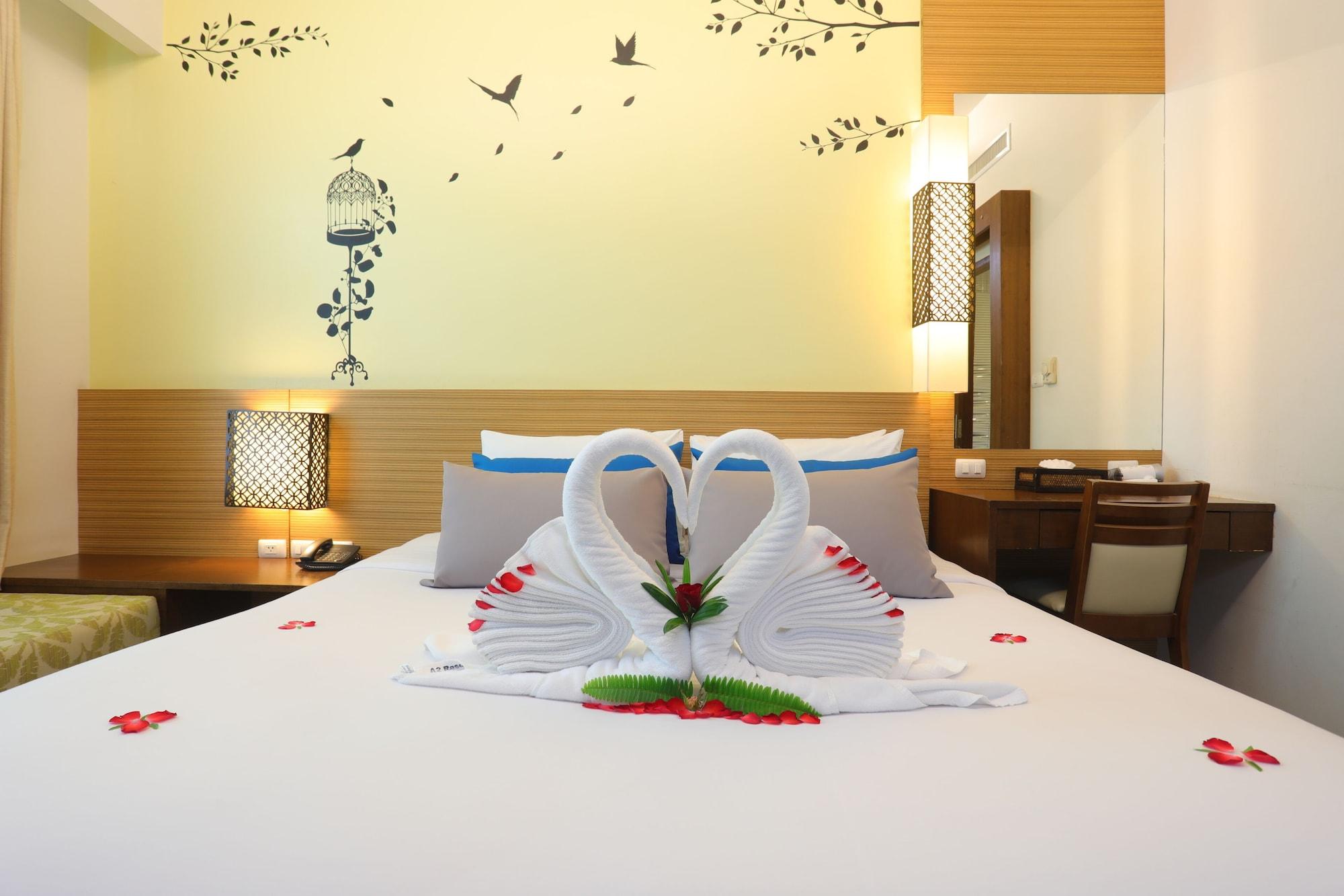 A2 Pool Resort - Sha Plus Пхукет Экстерьер фото